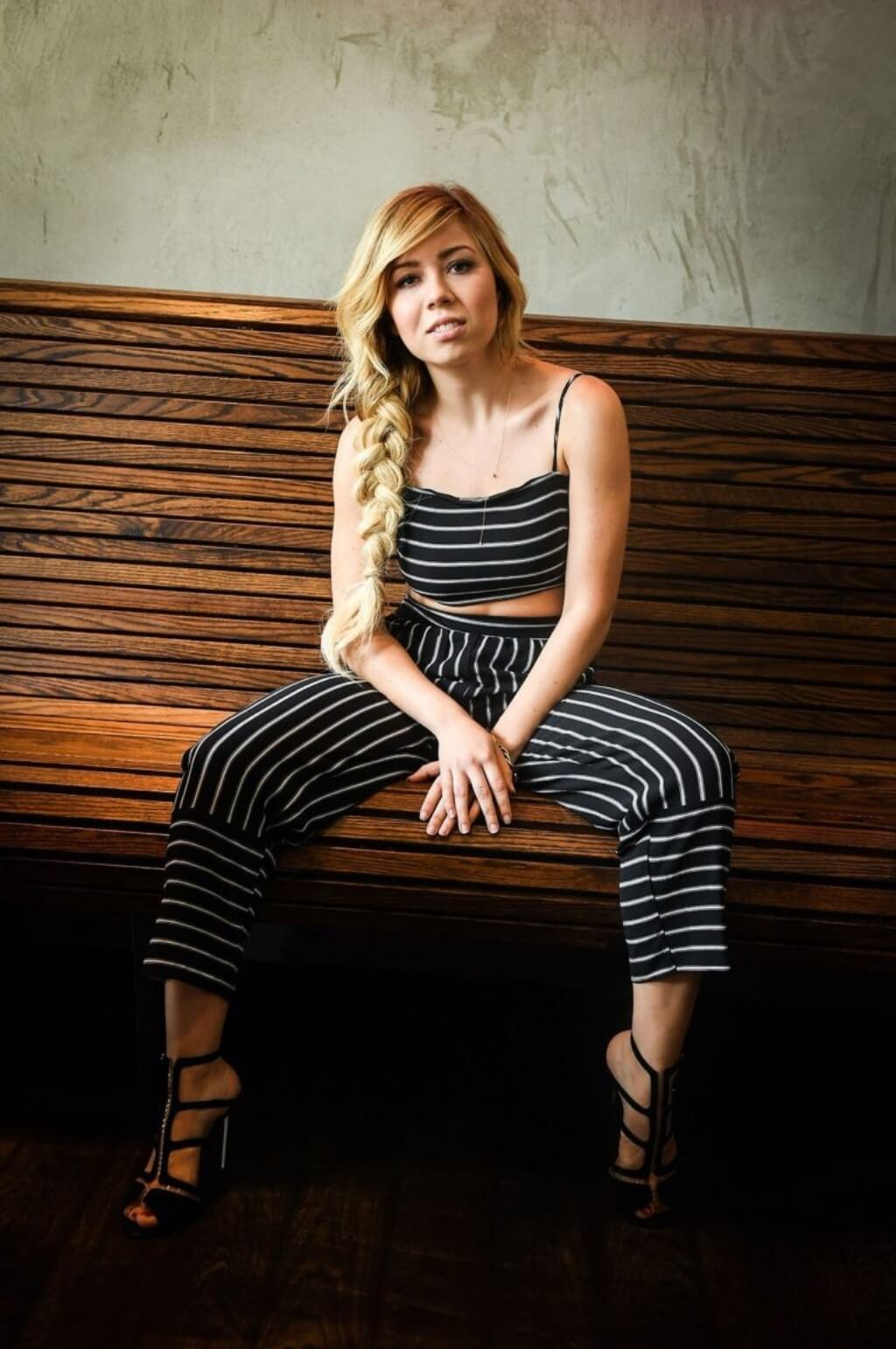 Top Jennette Mccurdy Nude Pussy Sexy Tits Pictures