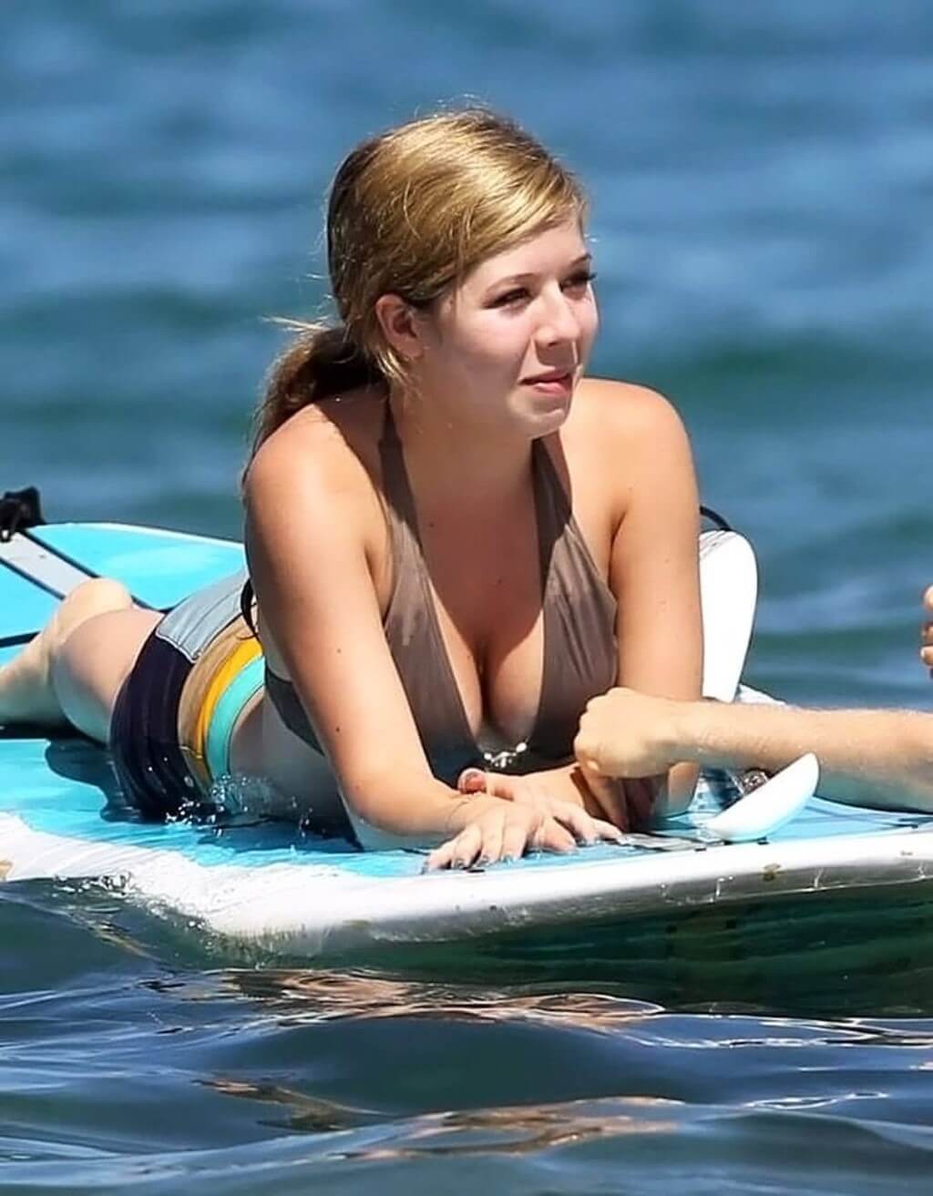 Icarly Tits Porn - Top 50: Jennette McCurdy Nude Pussy & Sexy Tits Pictures (2023)